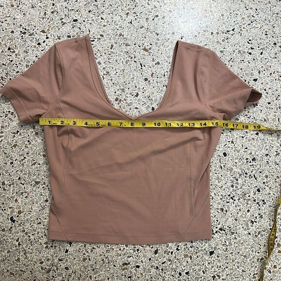 Lululemon nude tan align tee shirt top crop 4 - Picture 7 of 7
